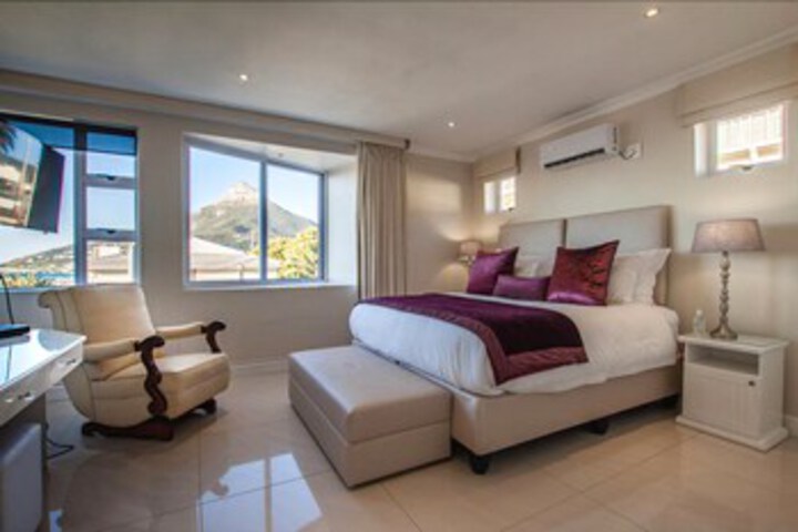 Room 32 of 42