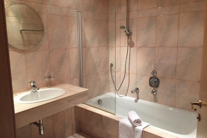 Bath Interior