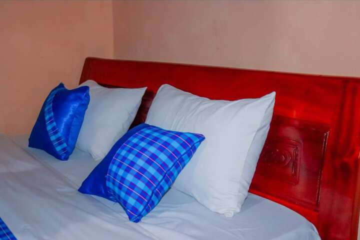 Room 3 of 13