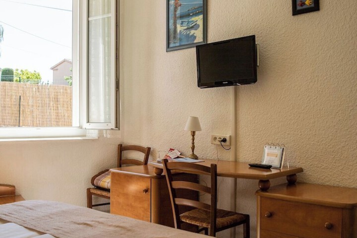 Room 9 of 46