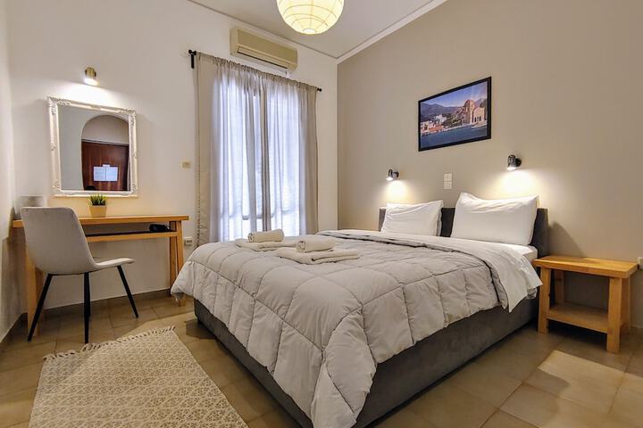 Aegina Hotel