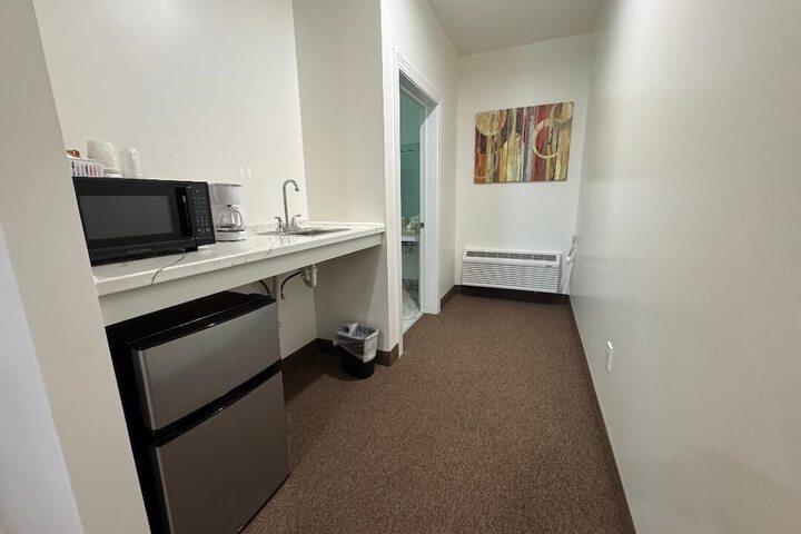 Room 46 of 106