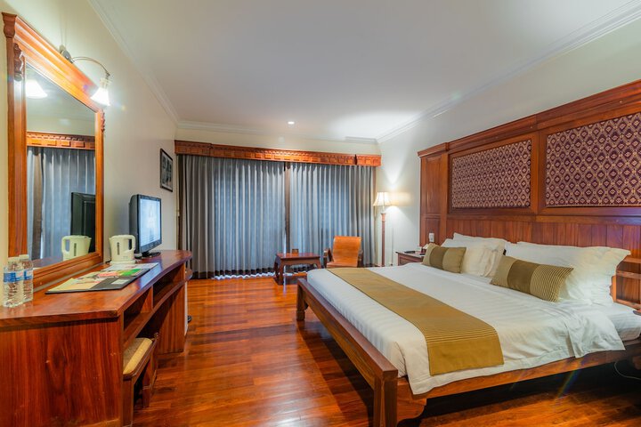 Room 37 of 145