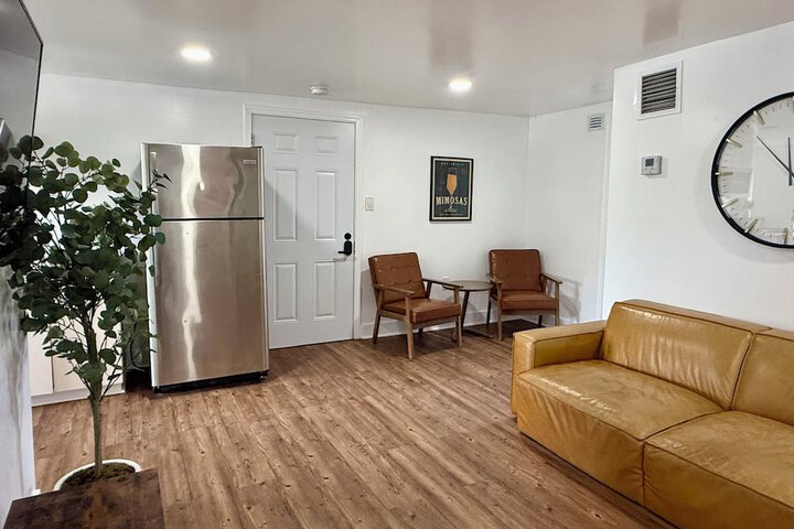 Room 15 of 65