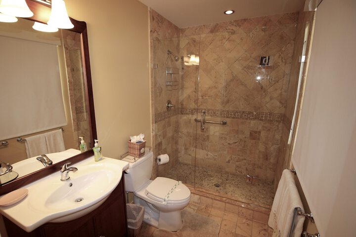 Room 14 of 23