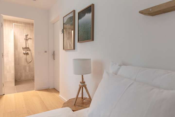 Room 14 of 57