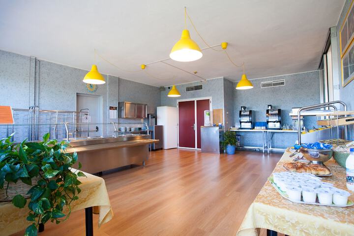 Dining Photos