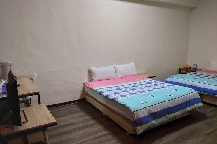 Room 18 of 46