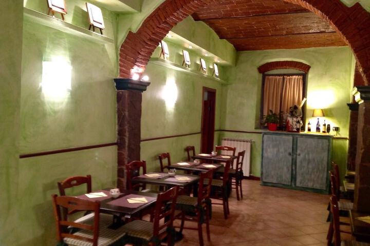 Dining Photos