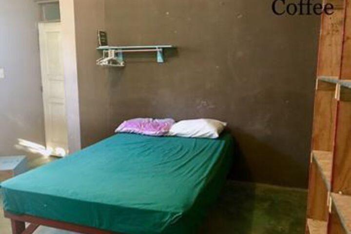 Room 14 of 71