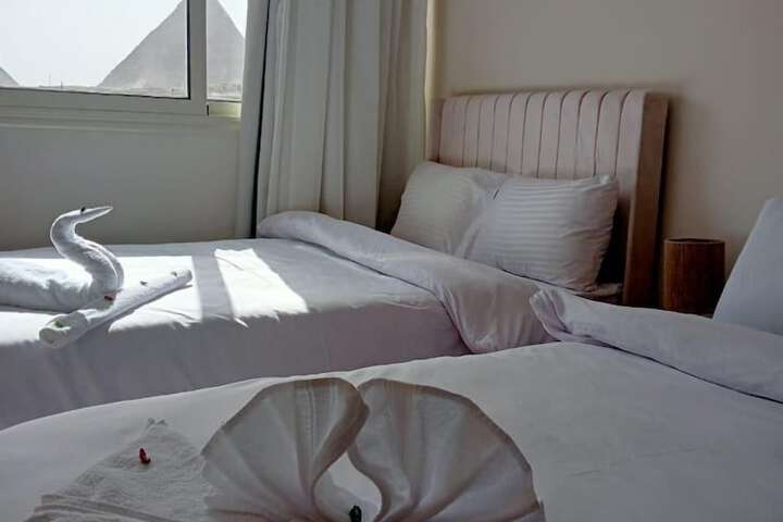 Room 11 of 37