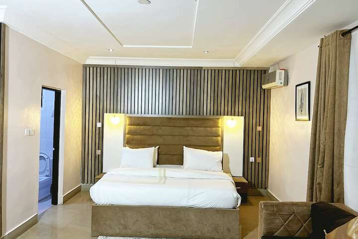 Room 15 of 45
