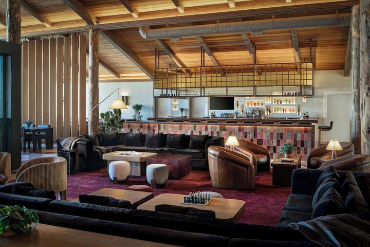 Hotel Interior 3 of 145