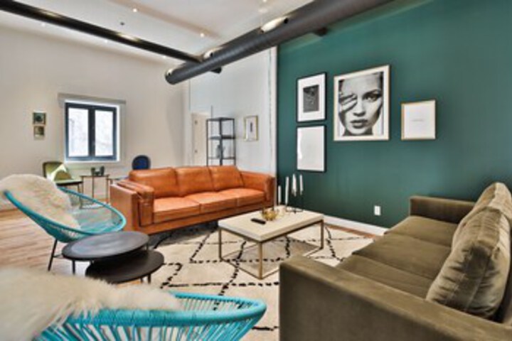 Room 22 of 74