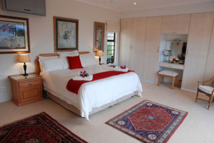 Room 13 of 22