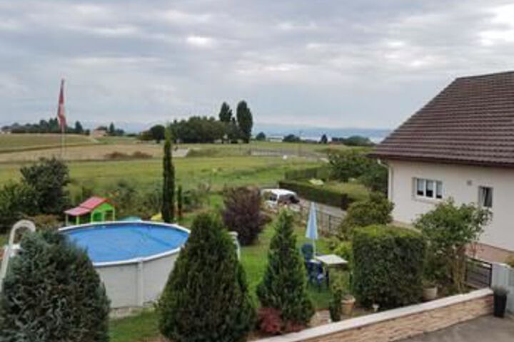 Studio in Bevaix With Pool Access, Enclosed Garden and Wifi