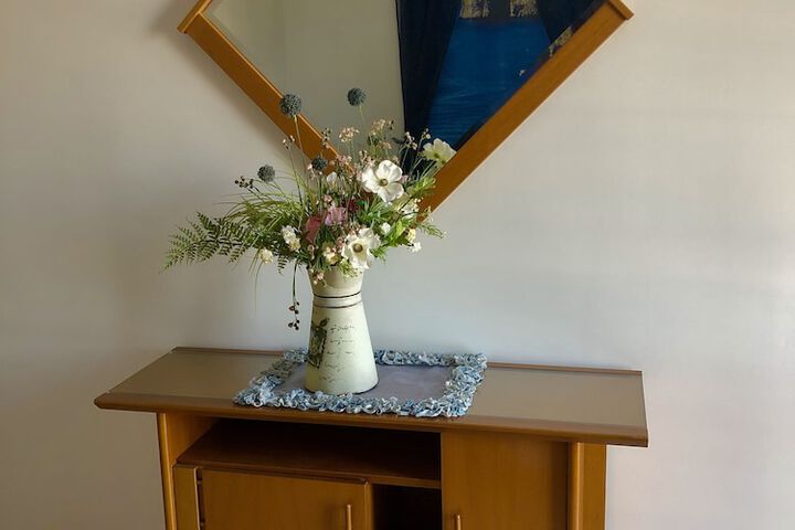 Room 10 of 65