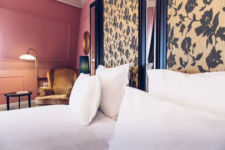 Room 21 of 66