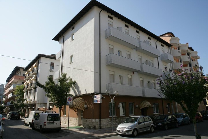 Hotel 36 of 37