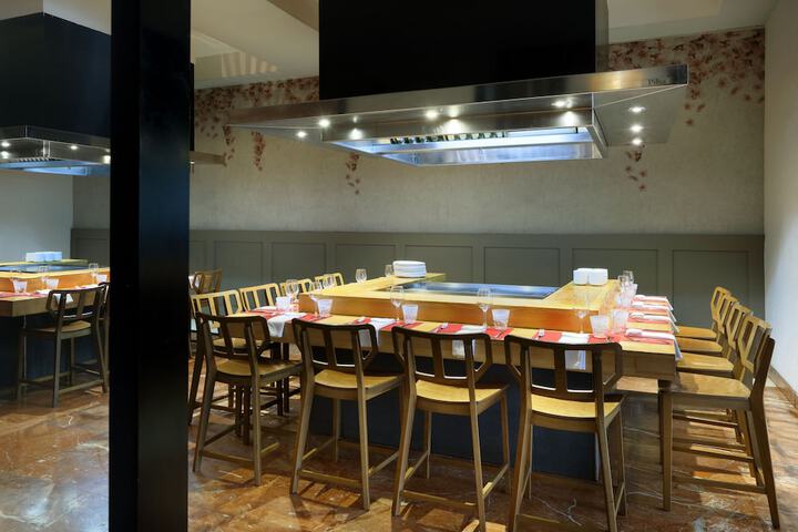 Dining 144 of 223
