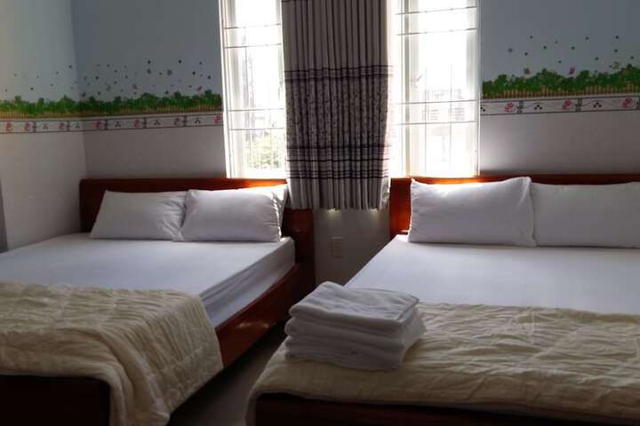 Room 4 of 55