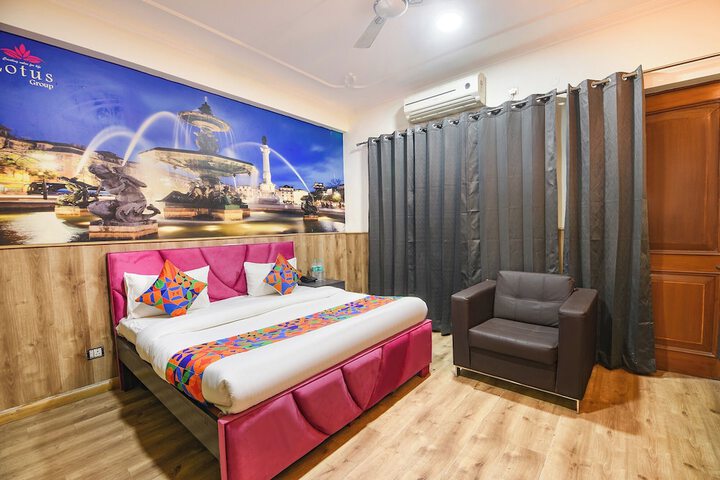 Room 14 of 30