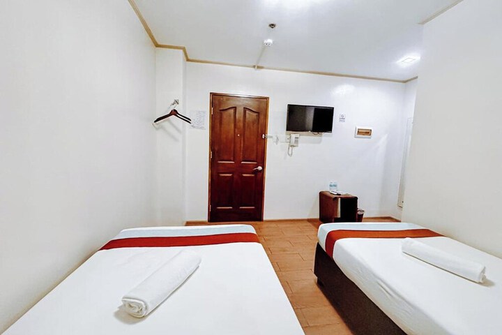 Room 31 of 60