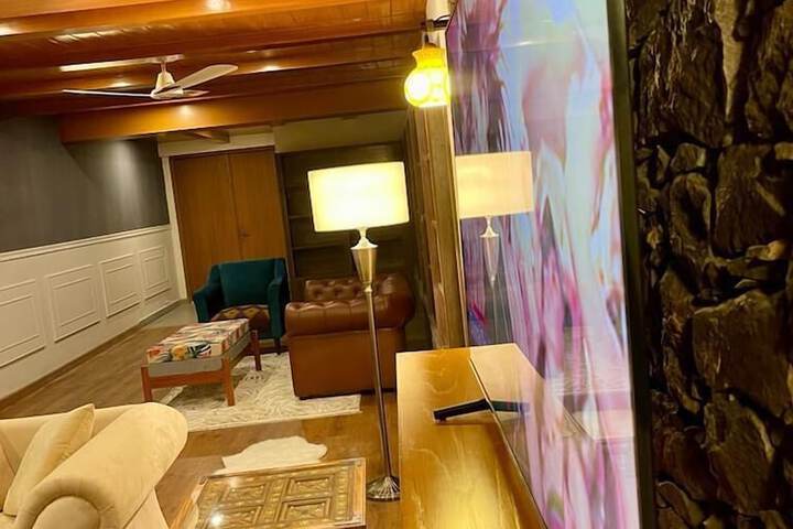 Room 16 of 20