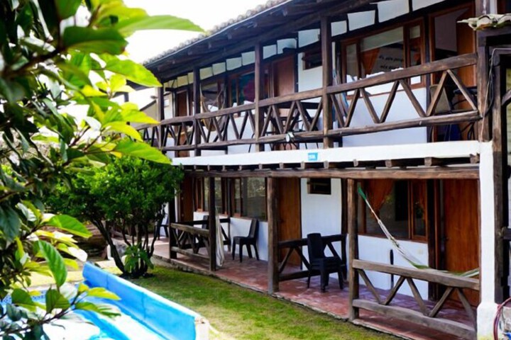 Samariwasi airport hotel in Yaruqui