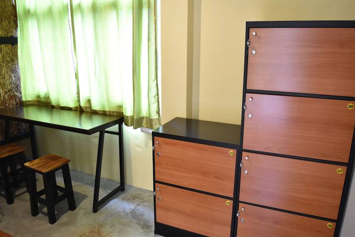 Room 17 of 82