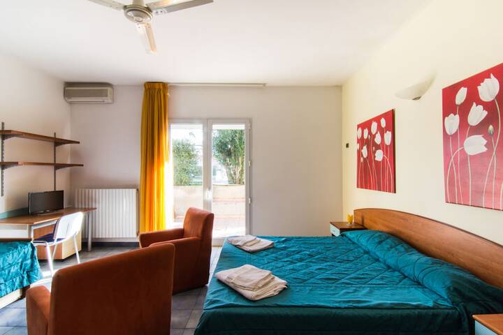 Room 12 of 49
