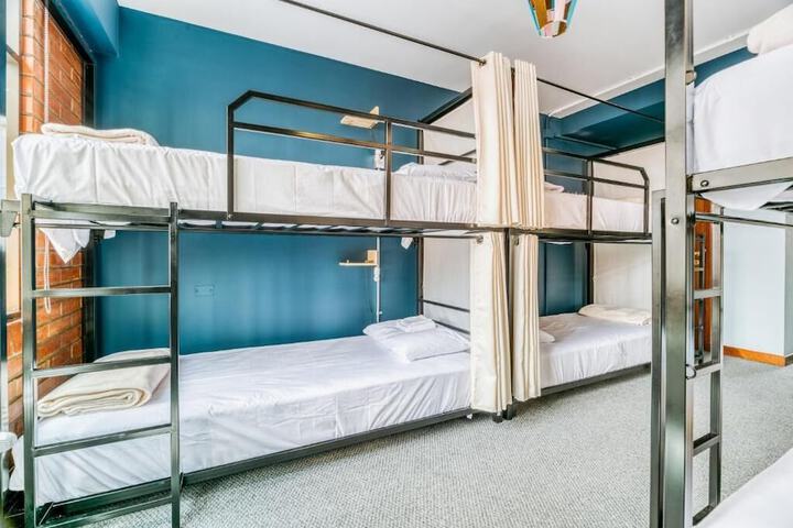 Room 12 of 41