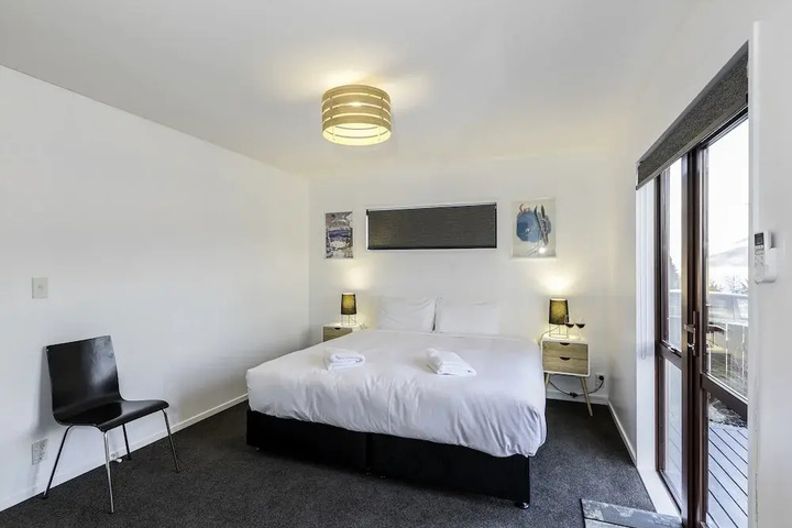 Room 3 of 14