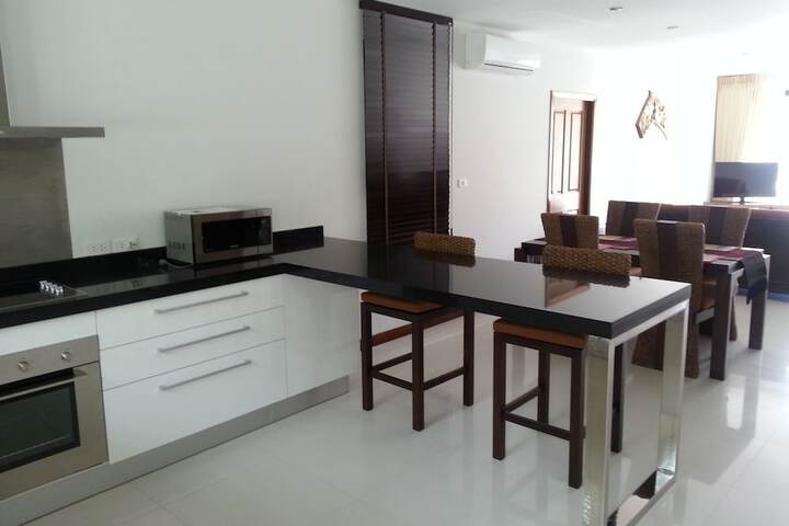 Room 16 of 64