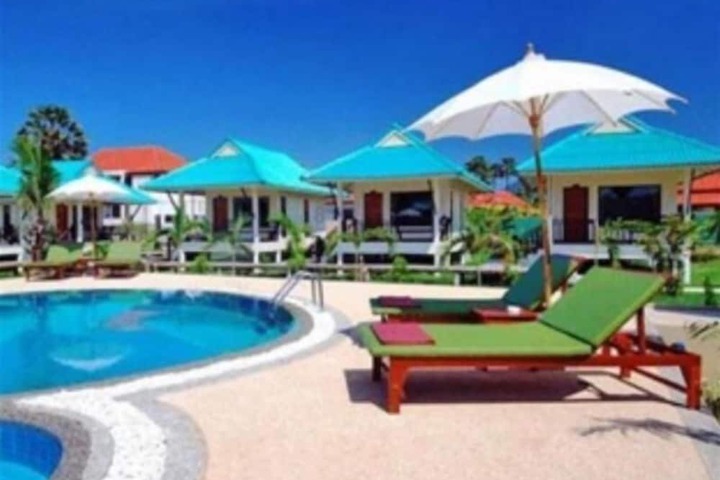 Pool Hotel