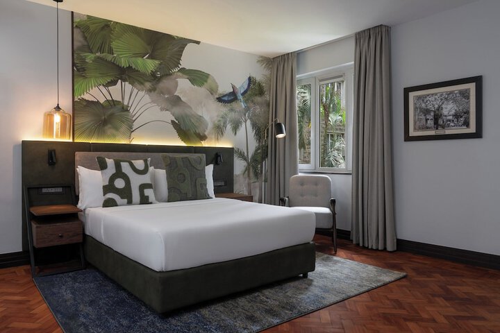 Room 43 of 109