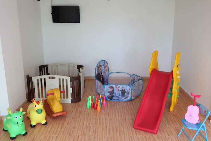Childrens Activities 21 of 31