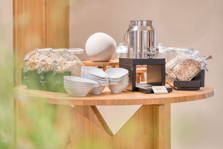 Breakfast/Coffee Service 36 of 63
