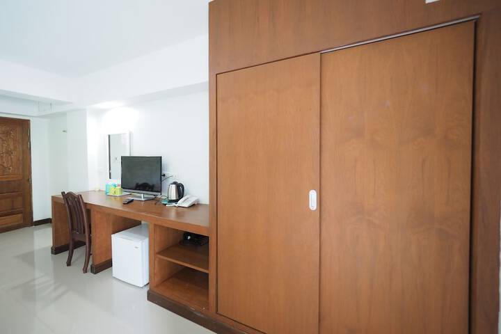 Room 22 of 31