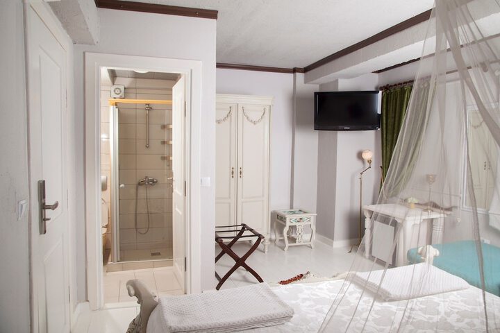 Room 26 of 55
