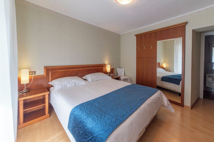 Room 15 of 58