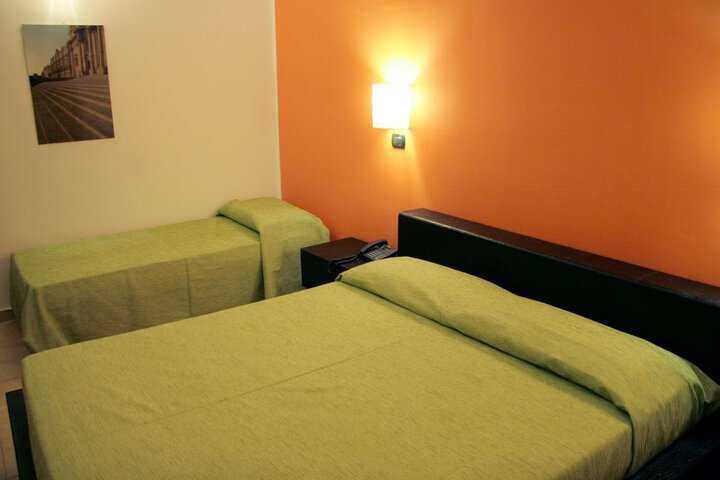 Room 5 of 26