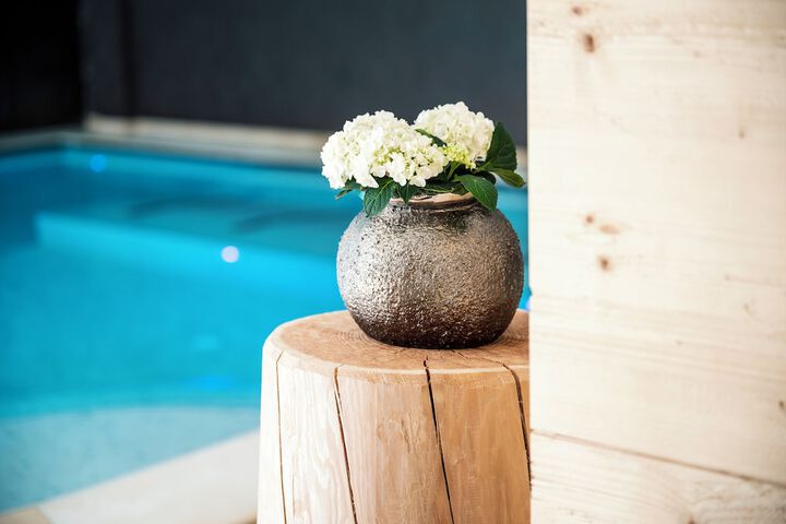Pool 49 of 73