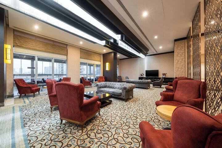 Hotel Interior 10 of 116