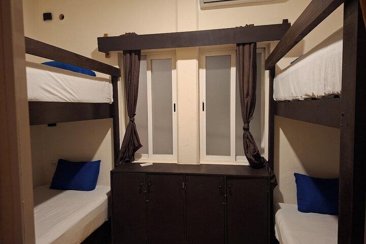 Room 14 of 29