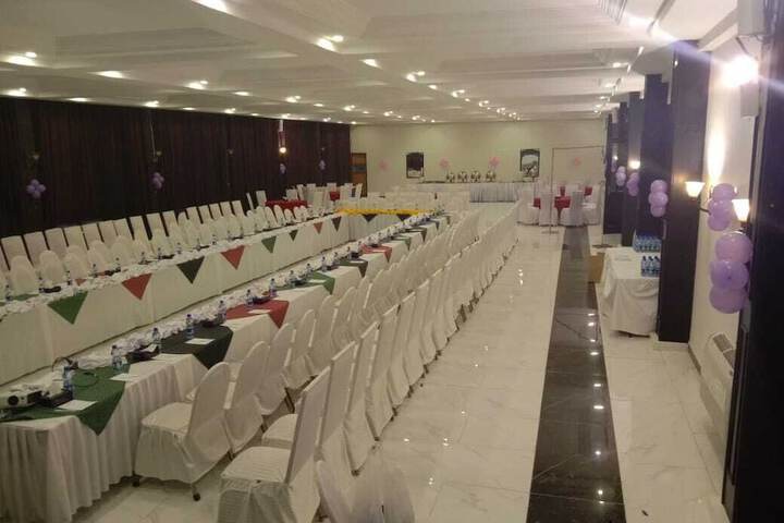 Ballroom/Hall 41 of 58