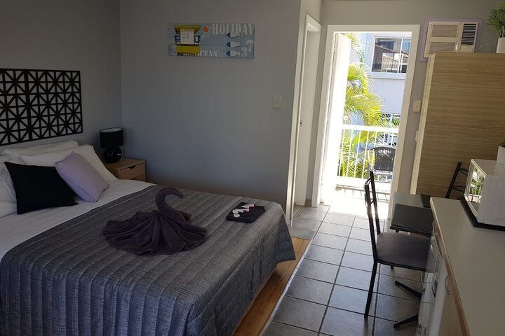 Room 15 of 76