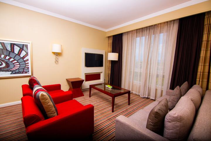 Room 37 of 108
