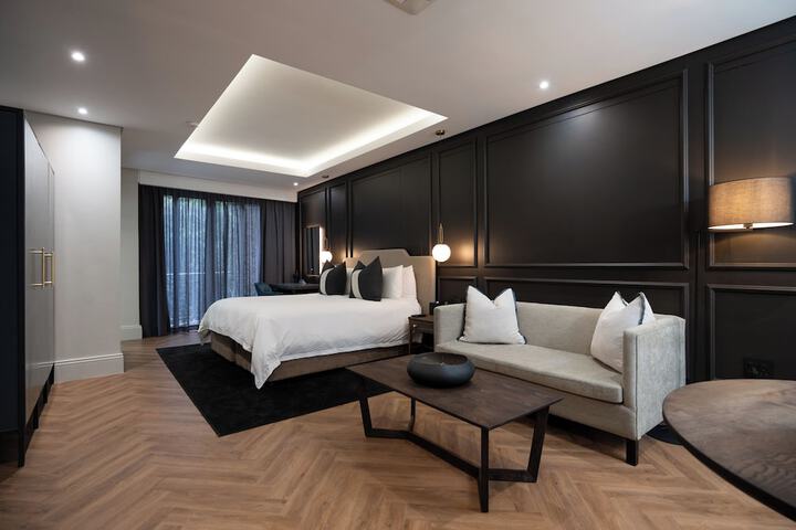 Room 14 of 109