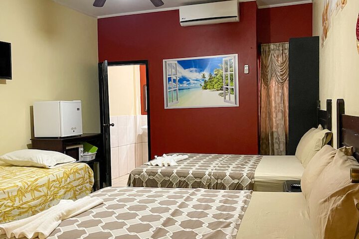 Room 11 of 36